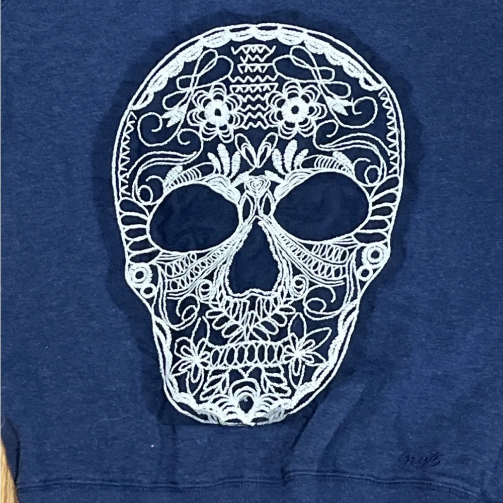 GRG Blue embroidered Flower Skull Sweatshirt Woman Size XS